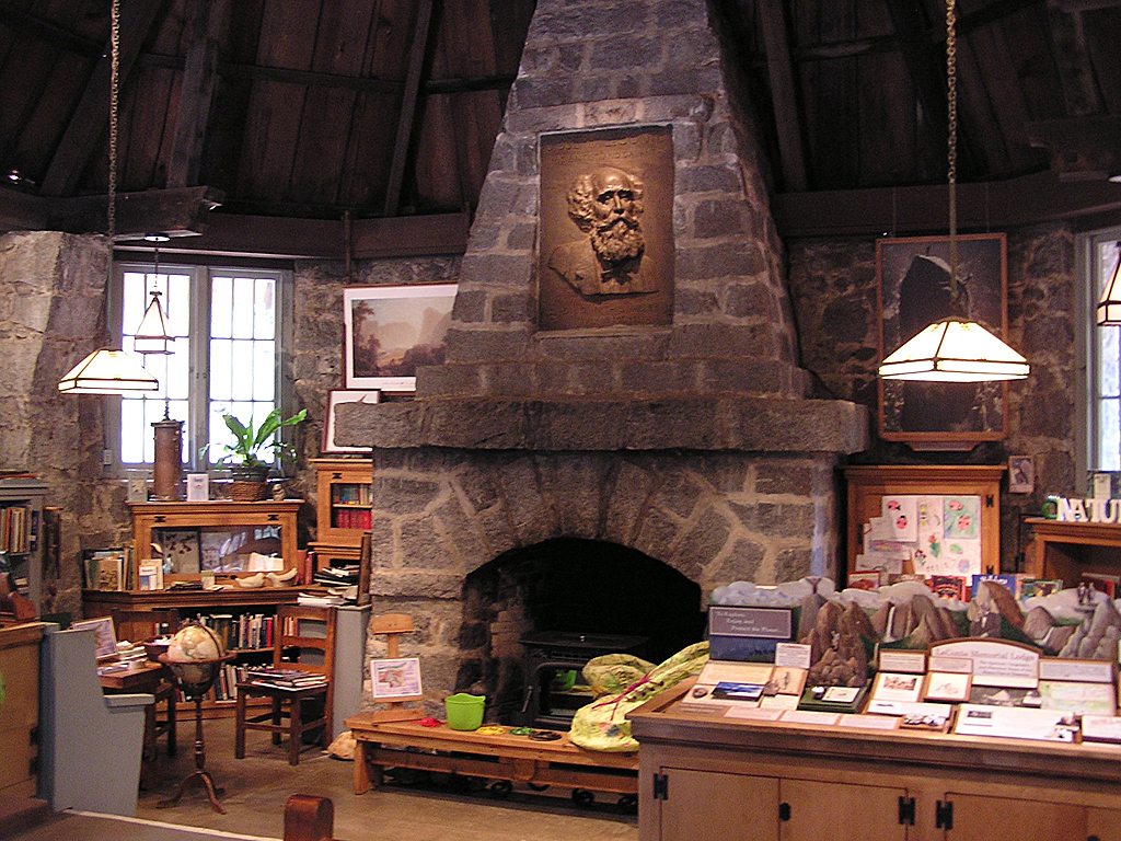 LeConte Memorial Lodge interior 1