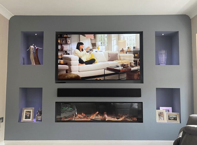 Modern Media Wall Feature Shelfs Plastering